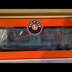 Lionel Operating Aquarium Car Collectible